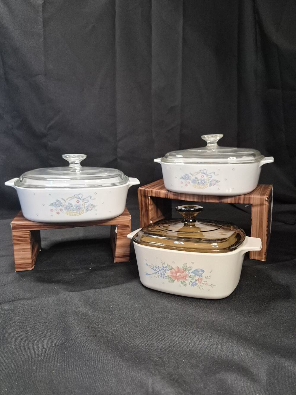 Corningware Set 3 Peice + Lids Pink Blue Symphony Flowers Baking Dishes Nice..